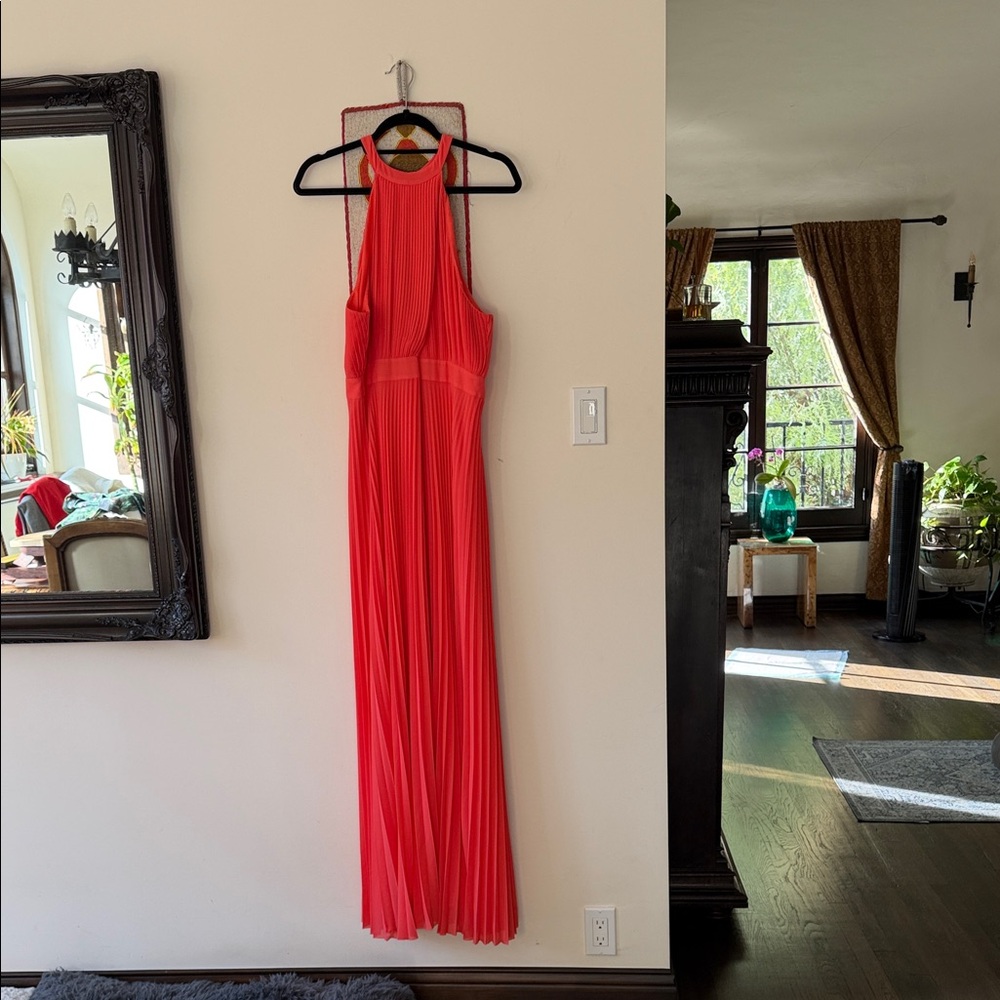 Stunning “ONE33 SOCIAL” Gown NWT